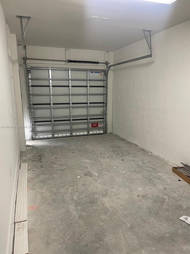 Building Photo - 18988 SW 344th Terrace