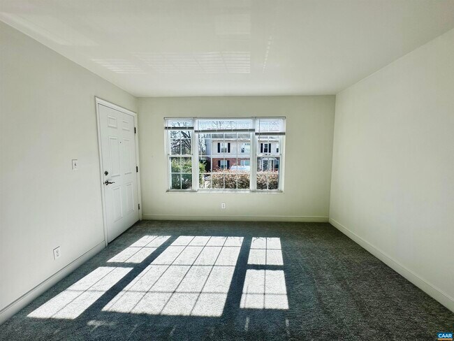 Building Photo - 840 Fountain Ct