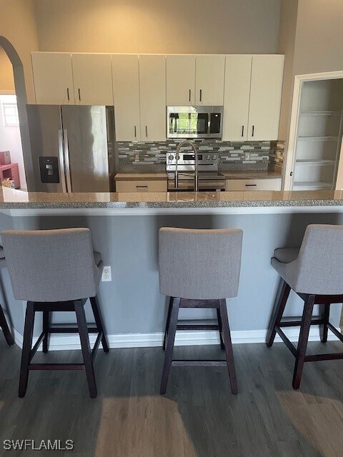 Building Photo - 14830 Calusa Palms Dr