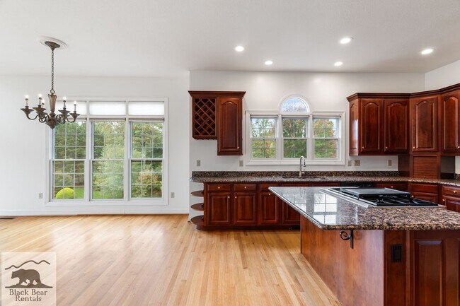 Building Photo - South AVL - Grand Residence in The Cotswolds Development