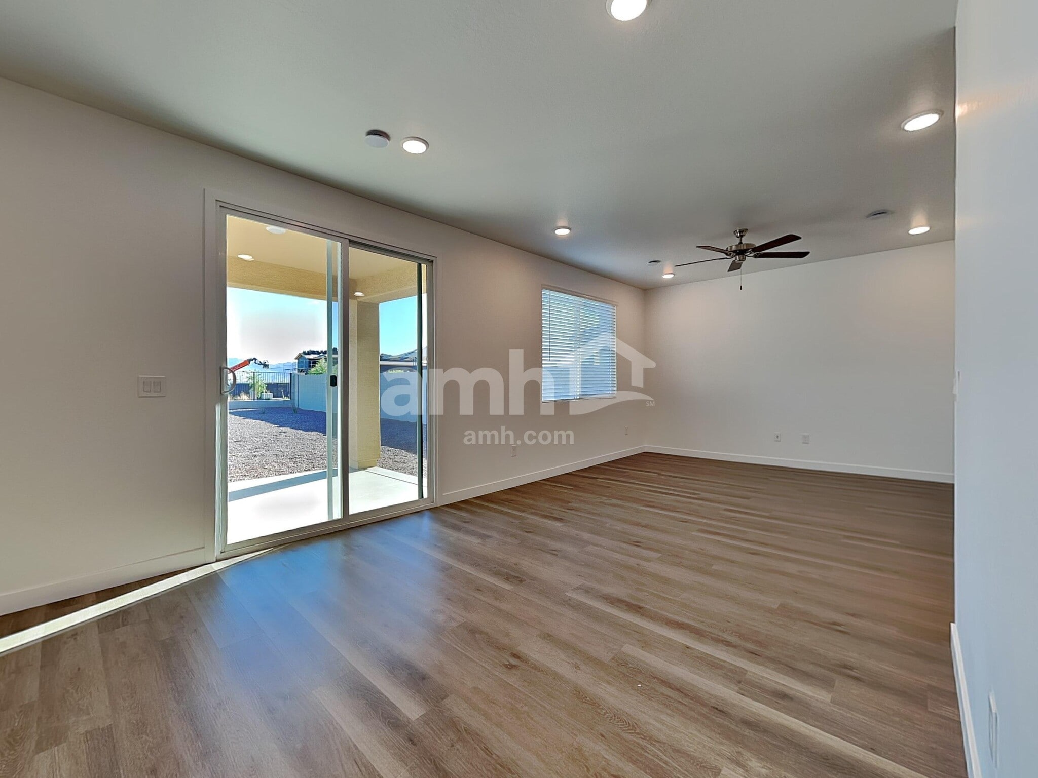 Building Photo - 9745 W Luxton Ln