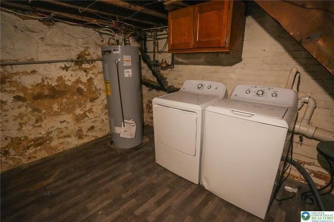 Building Photo - 256 Lehigh Ave