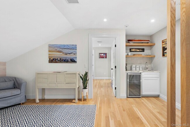 Building Photo - 60 Franklin Ave