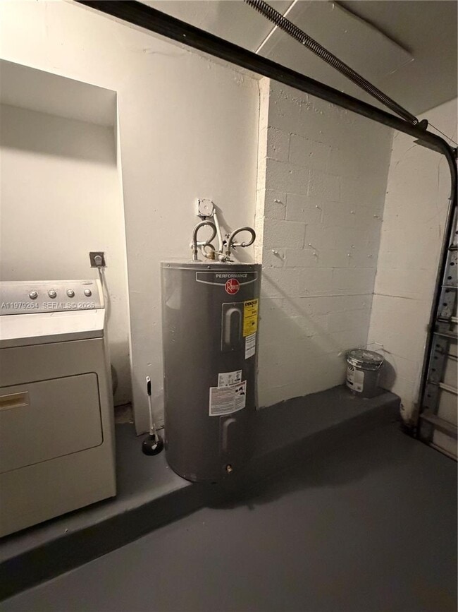 Building Photo - 1246 NW 125th Terrace