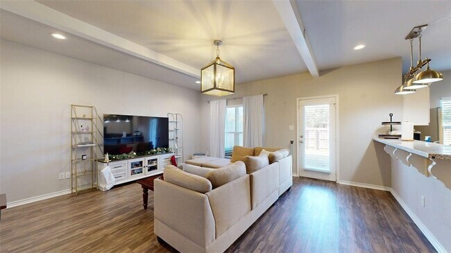 Building Photo - 2941 Papa Bear Dr