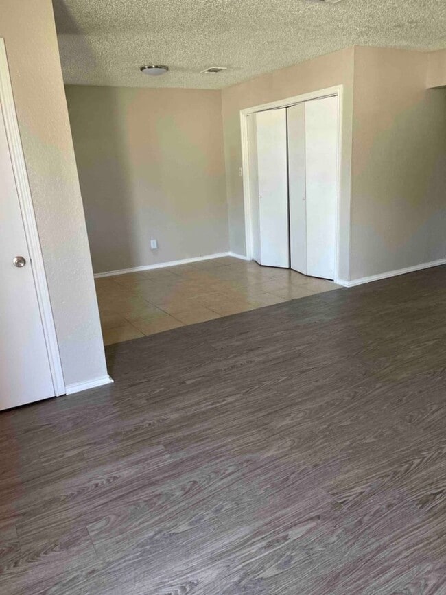 Building Photo - 3424 Heritage Ln