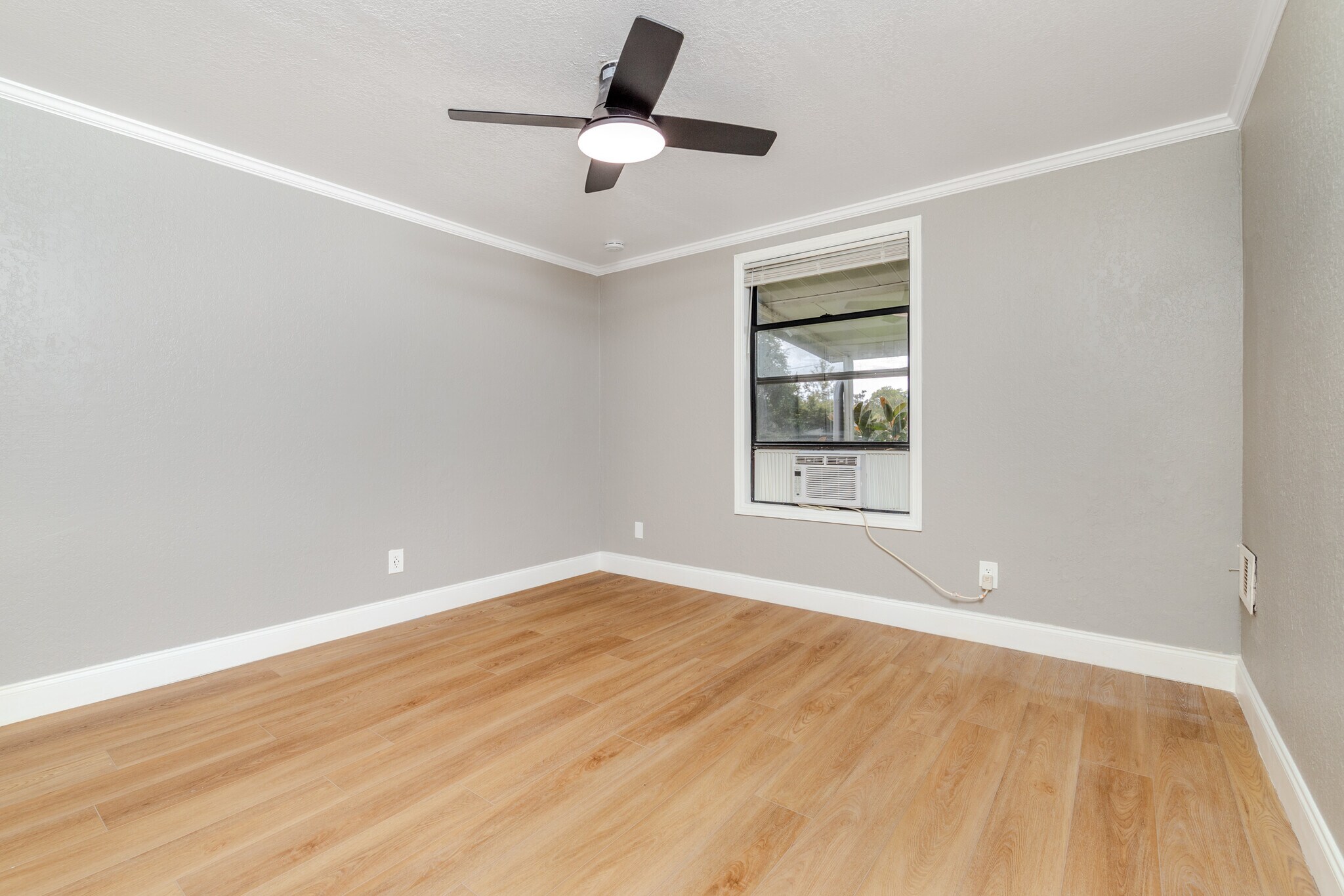 Building Photo - 4149 E Michigan St