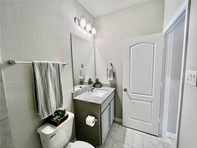 Building Photo - 31418 Horseshoe Meadow Bend Ln