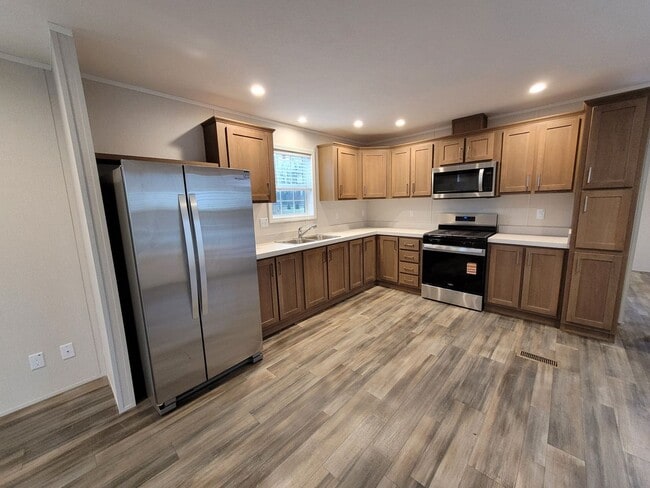 Building Photo - New 2 Bedroom Mobile Home-Denver