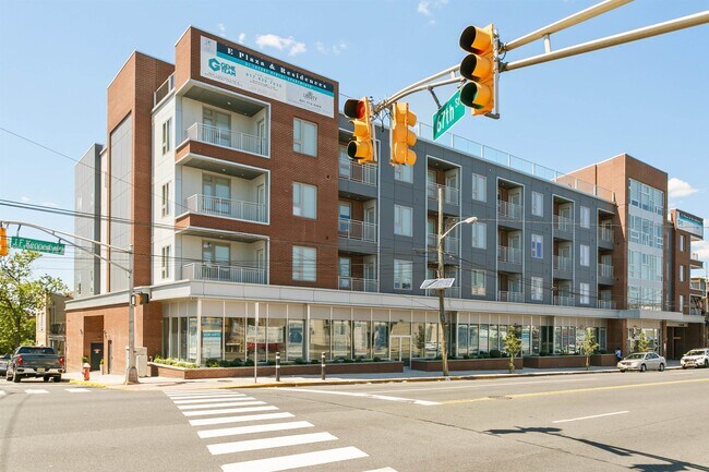 Primary Photo - 6701 KENNEDY Blvd