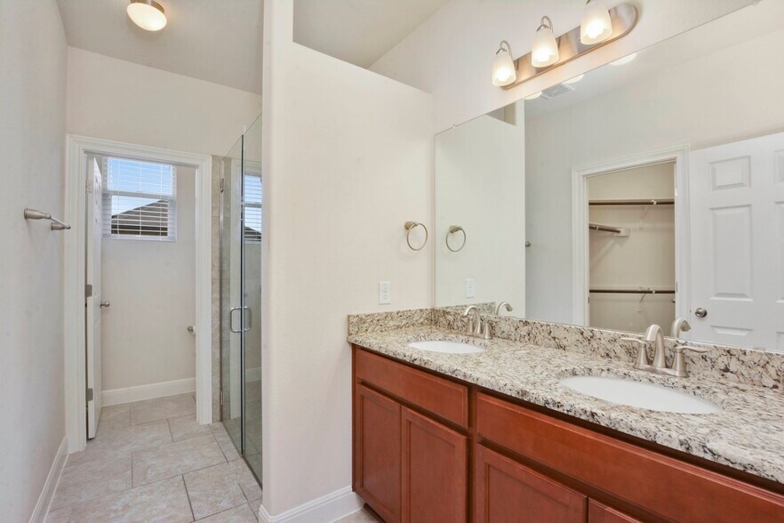 Master Bathroom - 1401 Little Elm Trl