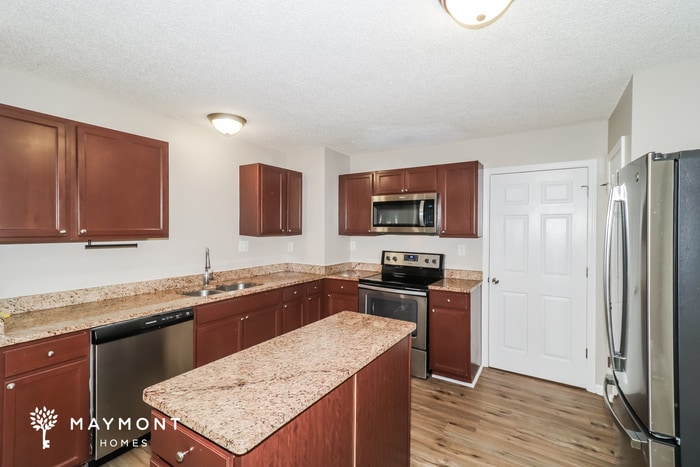 Building Photo - 101 Switchgrass Cove