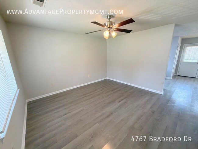 Building Photo - 4767 Bradford Dr