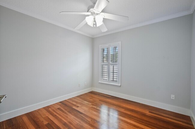 Building Photo - 299 N Ocean Trace Rd