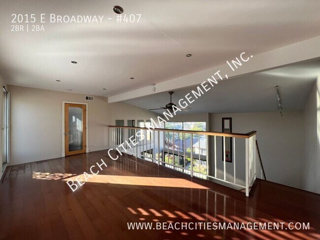 Building Photo - 2015 E Broadway
