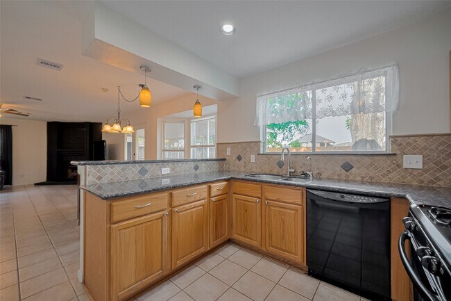 Building Photo - 3102 Colonel Ct Dr