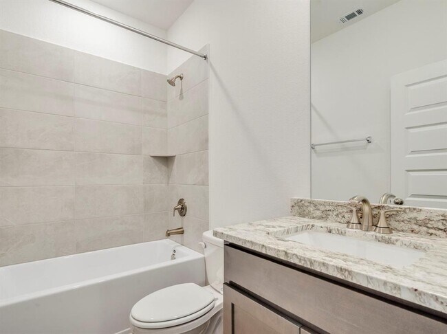 Building Photo - 260 Cathedral Mountain Dr