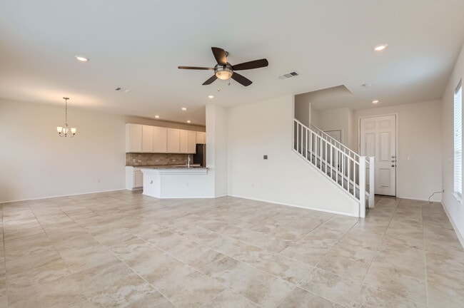 Building Photo - 14715 Bedstraw Dr