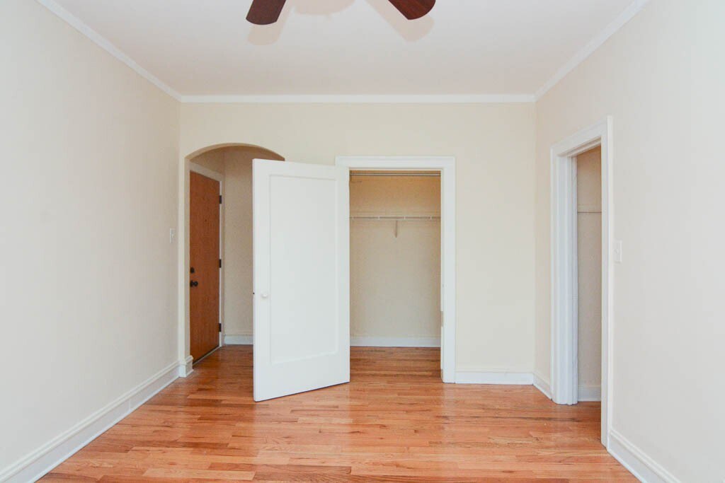 Building Photo - 4856 N Damen Ave