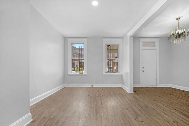 Building Photo - 405 Edgewood St