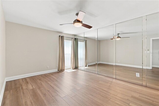 Building Photo - 3325 Bayshore Blvd