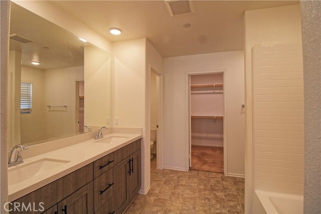 Building Photo - 6087 Mariposa Dr