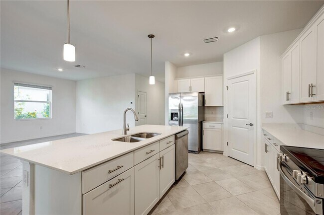 Building Photo - 11387 Pinot Dr