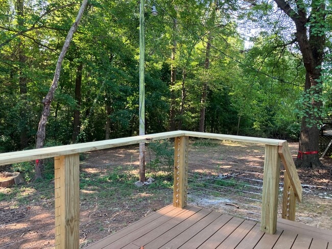 Building Photo - Two Bedroom Ranch in Denver