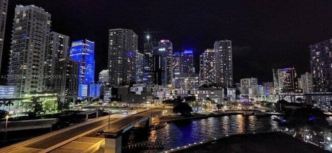 Building Photo - 350 S Miami Ave