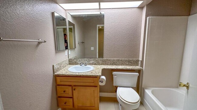 Building Photo - 55 Grenada St