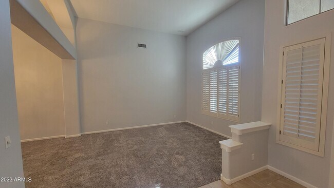 Building Photo - 6508 E Claire Dr