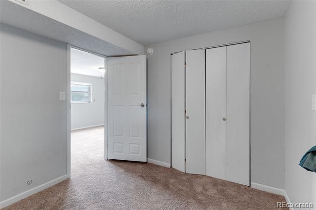 Building Photo - 3940 Oberding Dr