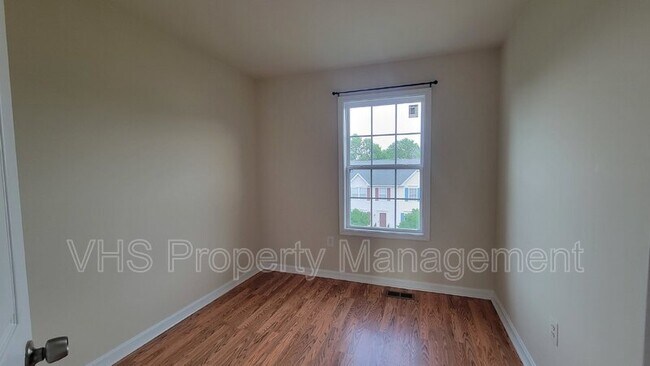 Building Photo - 553 Highland Towne Ln