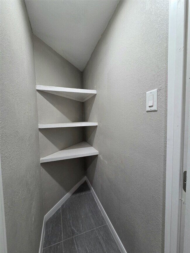 Building Photo - 5660 Honea Egypt Rd