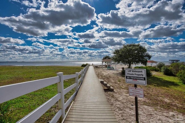 Building Photo - 6463 Sailport Cove