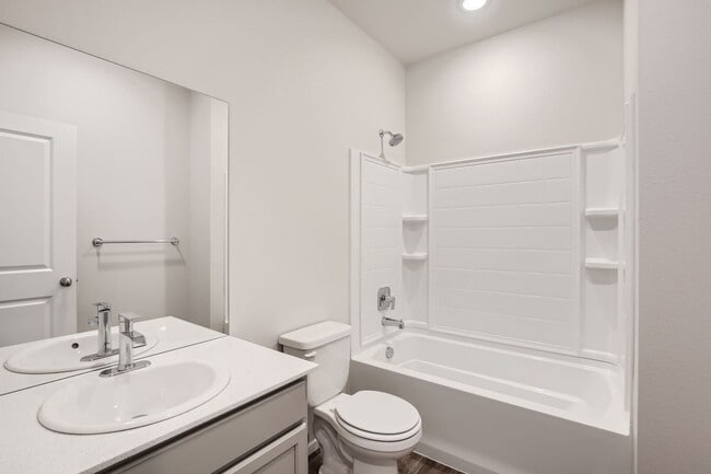 Building Photo - 2060 Autumn Moon Dr