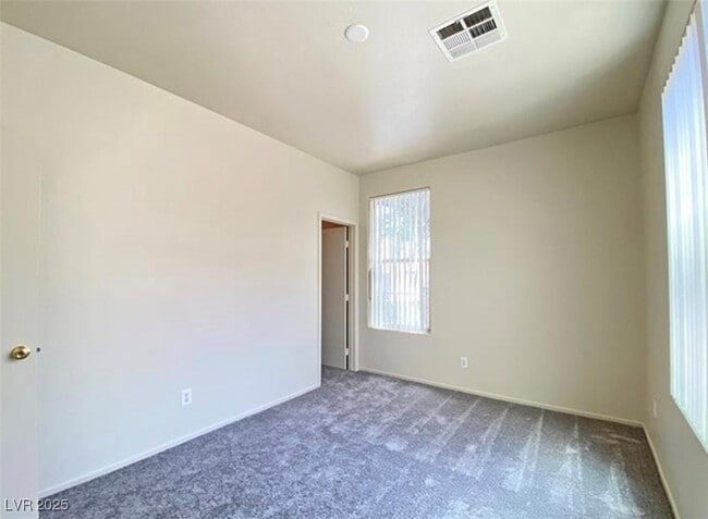 Building Photo - 2620 Wooly Rose Ave
