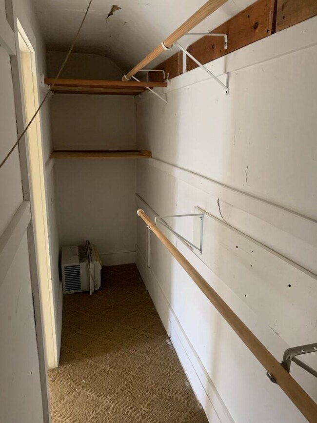 Building Photo - Adabell Coolidge