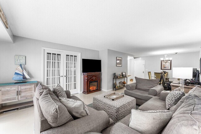 Building Photo - 3215 S Ocean Blvd