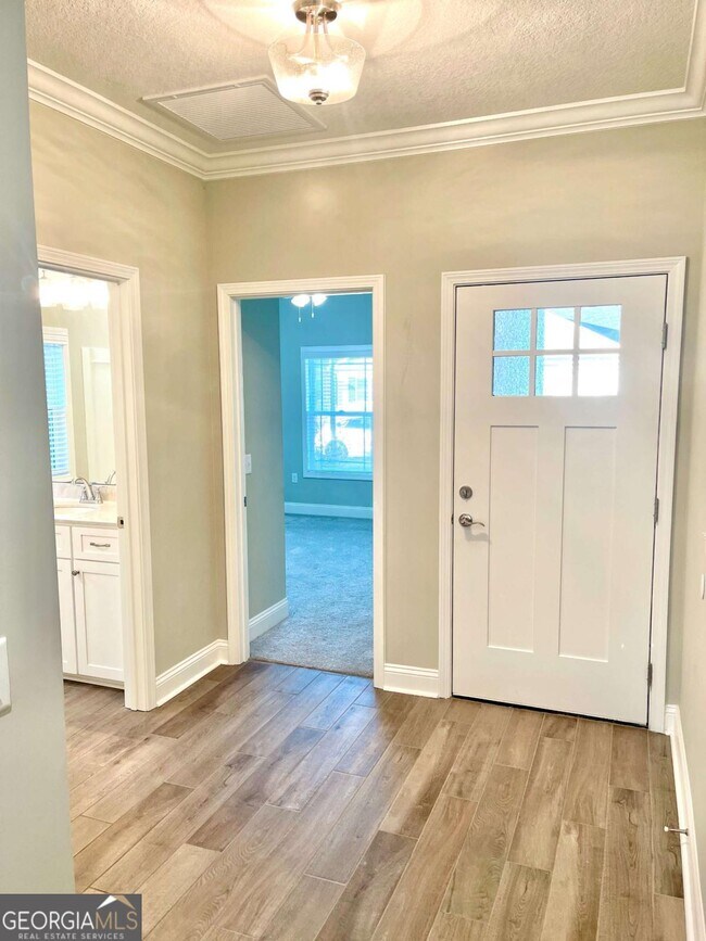 Building Photo - 160 The Villas Wy