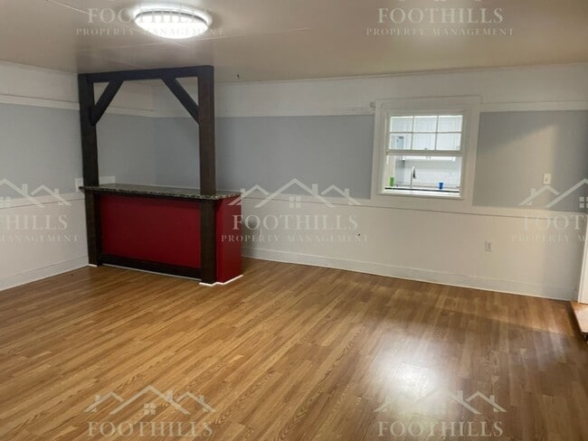 Building Photo - Your Next Home Awaits – 4 Bedrooms, 2.5 Ba...