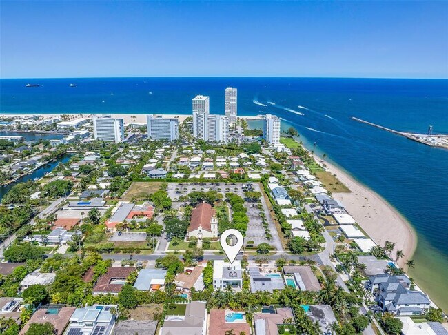 Building Photo - 2001 Marietta Dr