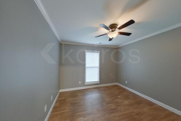 Building Photo - 94 Old Orchard Rd