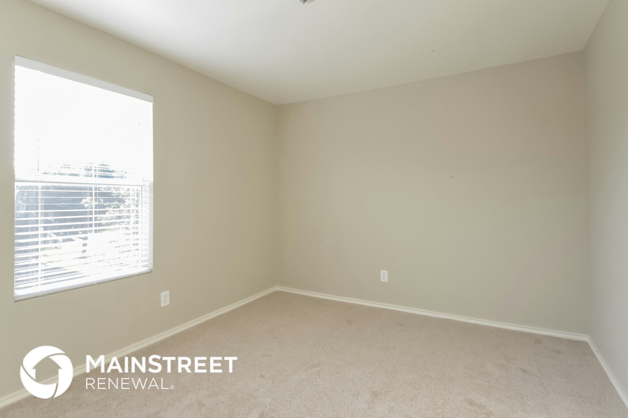 Building Photo - 410 Spruce Breeze