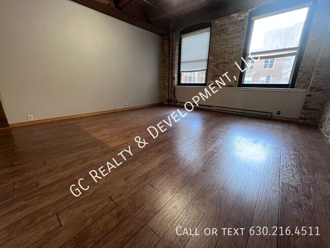 Building Photo - 540 N Lake Shore Dr