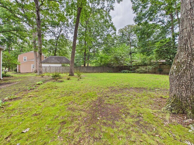 Building Photo - 9321 W Huguenot Rd