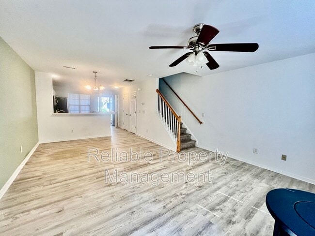 Building Photo - 7720 Averette Field Dr