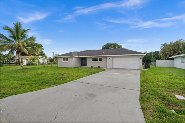 Building Photo - 5212 Santa Rosa Ct