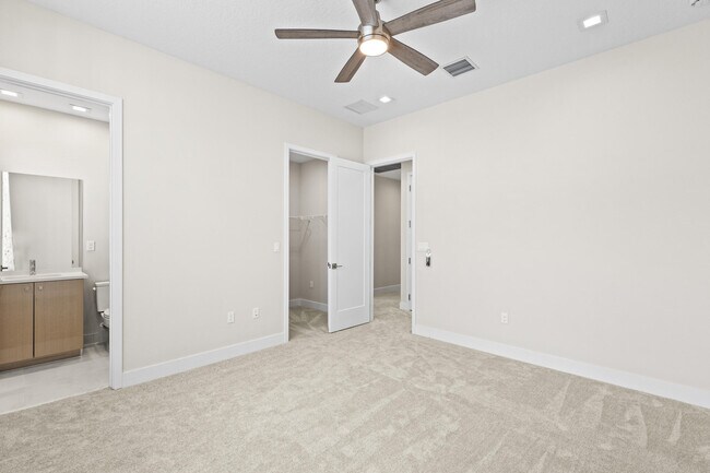 Building Photo - 10033 Stockrun Dr