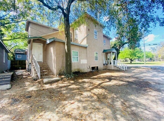 Building Photo - 2129 Union St